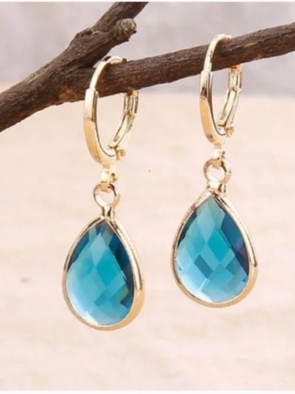 ⭐️✨ FREE Tear Drop Rain Boho Peasant Hipster Hippie Chic Party Classy Earrings